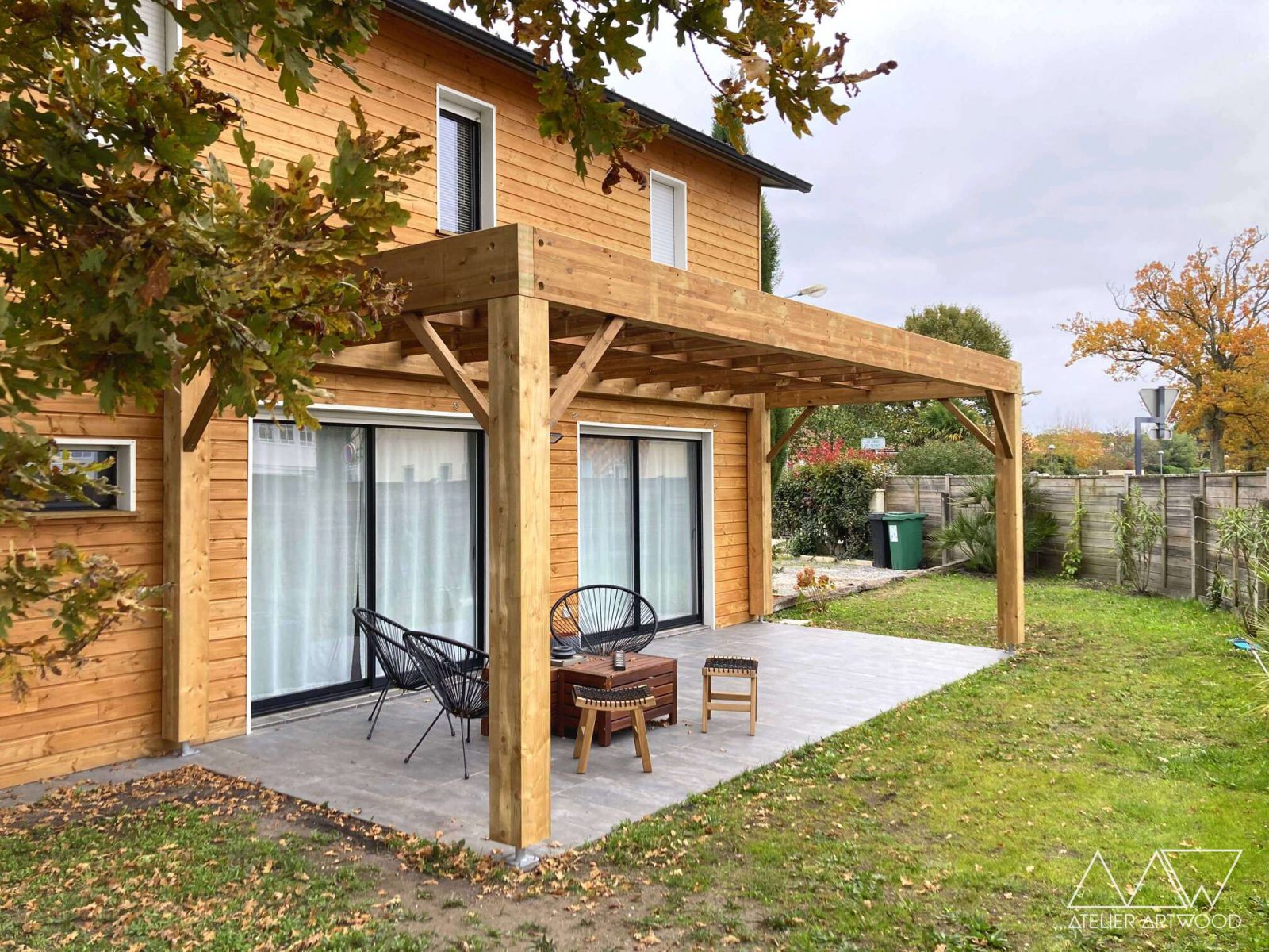 Pergola bois sur-mesure à Bordeaux, Spécialiste du bois