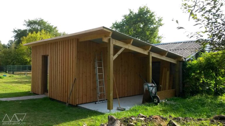 Cabanon en ossature bois avec bardage joints